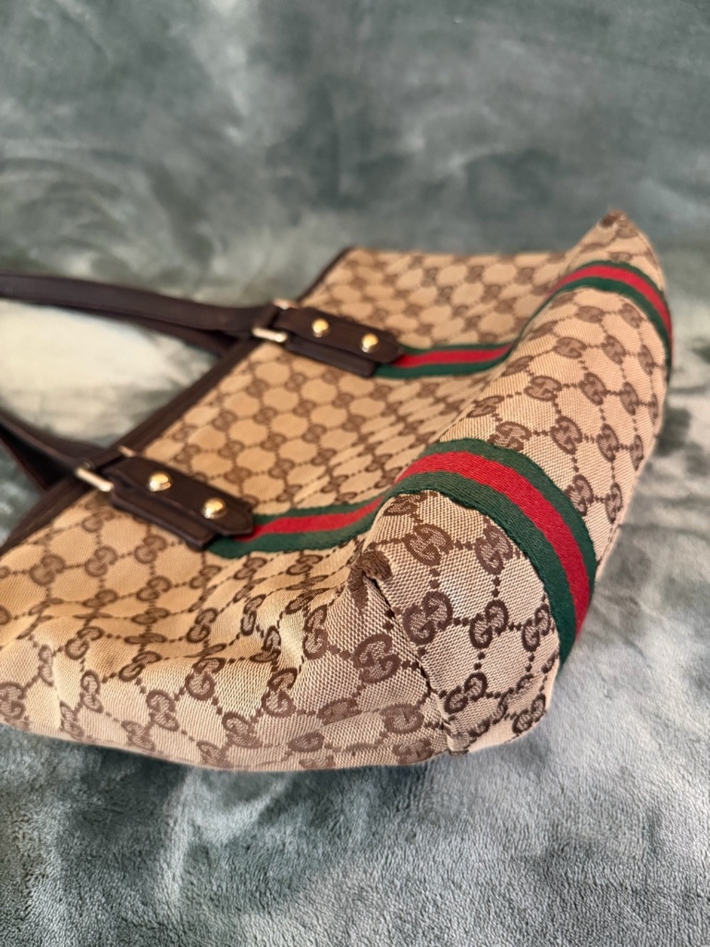 Authentic Gucci Sherry Line Tote - Picture 7 of 14
